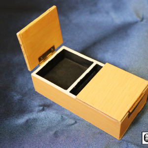Sucker Coin Box by Mr. Magic – Trick - magic tricks