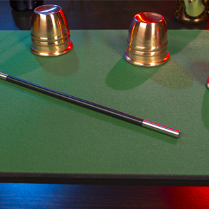 Deluxe Close-Up Pad 16X23 (Green) by Murphy’s Magic Supplies – Trick - magic tricks