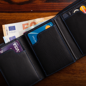The Peek Note Wallet (Gimmick and Online Instructions) by secret Tannery – Trick - magic tricks