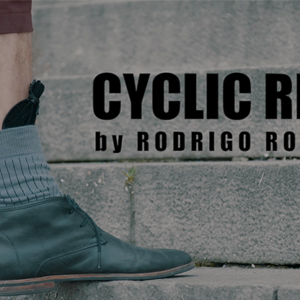 CYCLIC RING (Black Gimmick and Online Instructions) by Rodrigo Romano – Trick - magic tricks