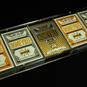 Carat X5 (Holds 5 Decks) - magic tricks