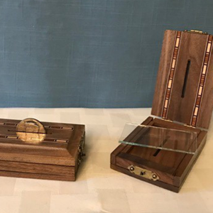 Coin Penetration by Tony Karpinski – Trick - magic tricks