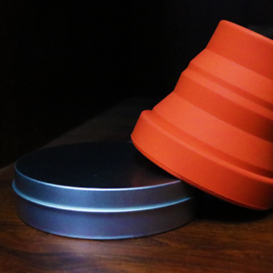 Harmonica 2 Chop Cup Red (Silicon) by Leo Smetsers – Trick - magic tricks