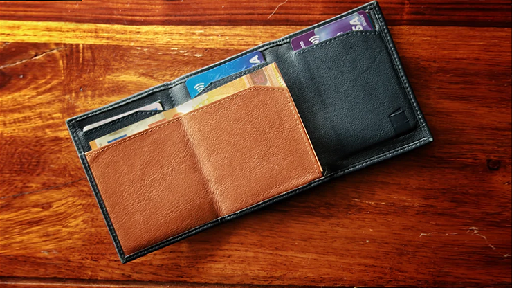 The Hi-Jak Wallet (Gimmick and Online Instructions) by Secret Tannery – Trick - magic tricks
