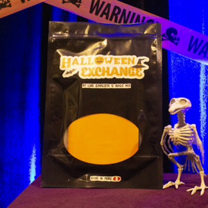 Halloween Exchange (Parlor) by Luis Zavaleta & Nox – Trick - magic tricks