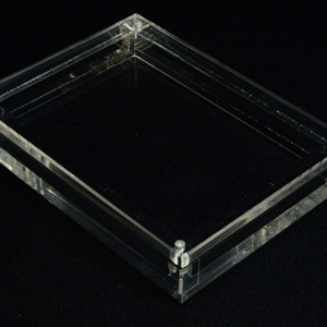 CARAT XMC V2 Metal Card Display - magic tricks