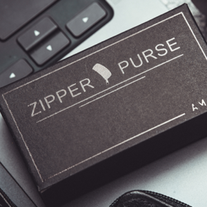 Zipper Coin Purse by Amor Magic - magic tricks