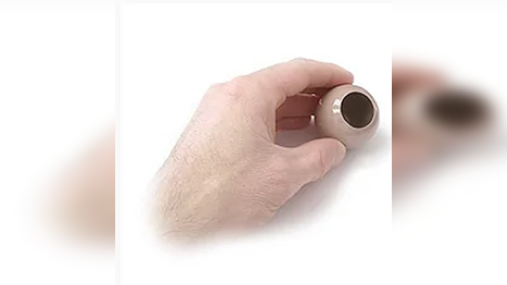 Hank Ball (Silk Gimmick) - magic tricks