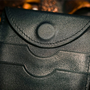 Phantom Wallet by TCC Magic (Leather) - magic tricks