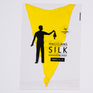 PRO SILK DIAMOND CUT YELLOW 6″ by Murphy’s Magic - magic tricks